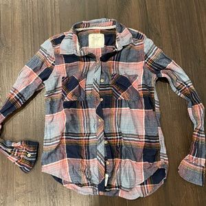 Women’s Fleece Shirt.